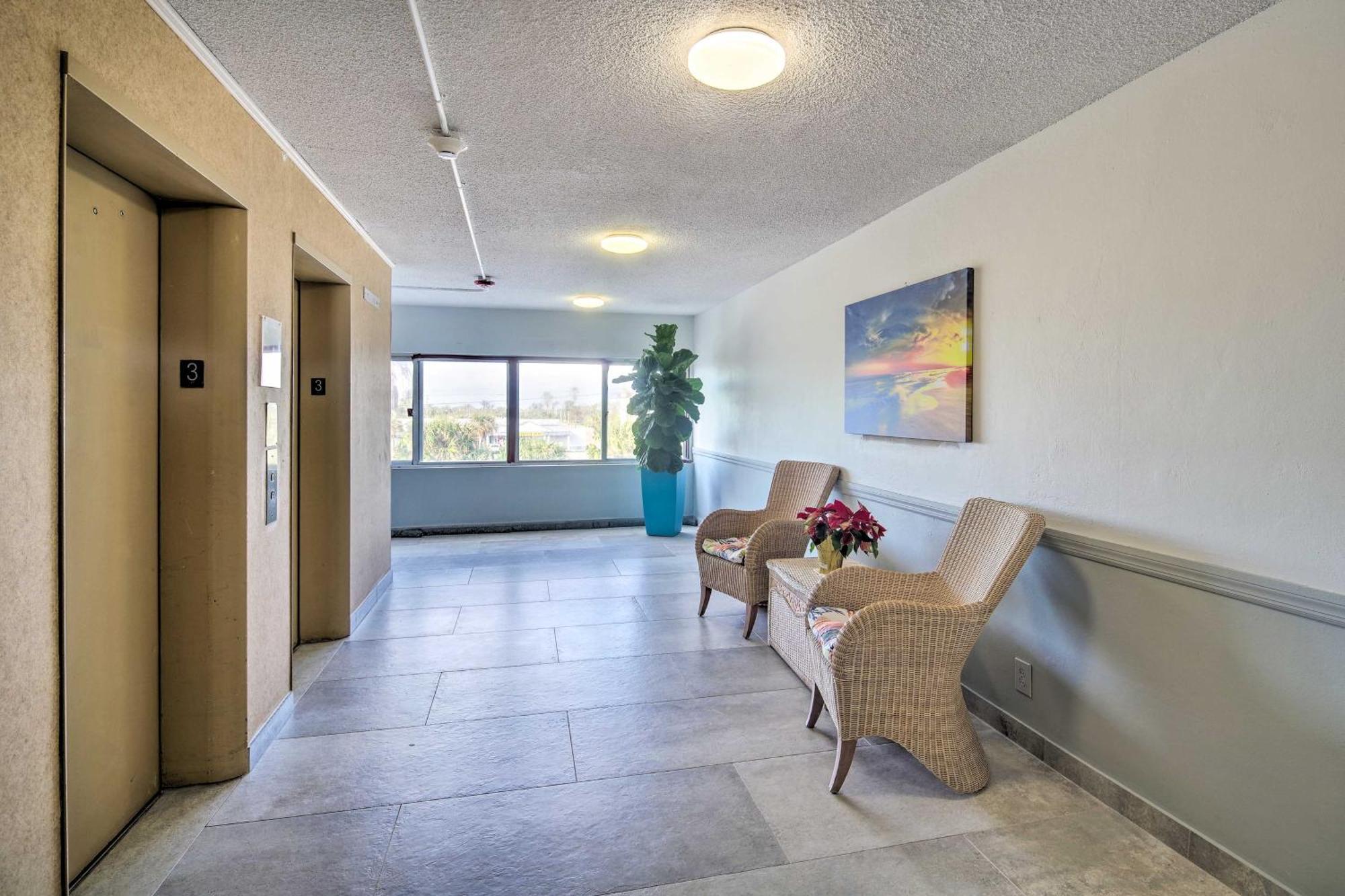 Walk To Shore Satellite Beach Condo With Ocean View Zewnętrze zdjęcie
